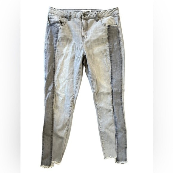 Artisan NY Cropped Jeans Gray Frayed Hem Women's size 10 - Picture 2 of 9